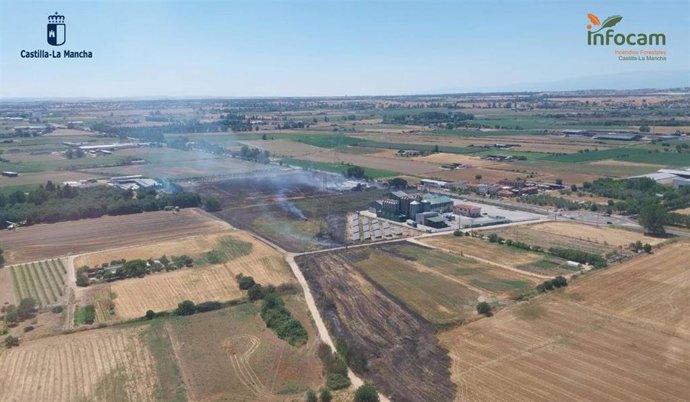 El incendio de Talavera desciende a nivel 0 y se restablece el tráfico en la CM-4101