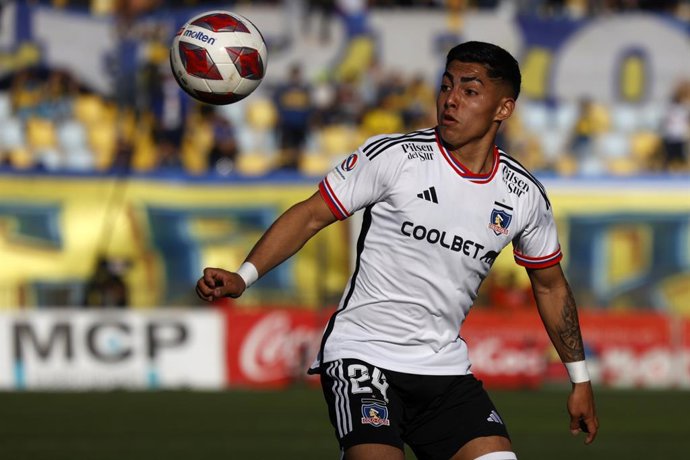 Futbol, Everton vs Colo Colo. Fecha 20, campeonato Nacional 2023. El jugador de Colo Colo Jordhy Thompson es fotografiado durante el partido de primera division contra Everton disputado en el estadio Sausalito de Vina del Mar, Chile. 06/08/2023 Andres
