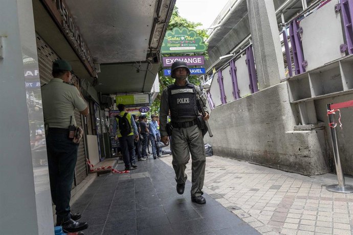 Archivo - Imagen de archivo de un agente de Policía de Tailandia.