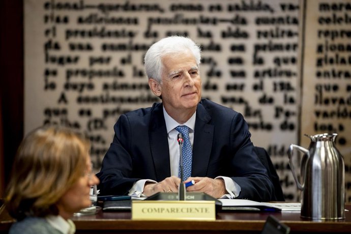 Archivo - El vicepresidente de la Sociedad Estatal de Participaciones Industriales (SEPI), Bartolomé Lora Toro, comparece ante la Comisión de Investigación de las deficiencias y presuntas irregularidades en la gestión de la Sociedad Estatal de Participaci
