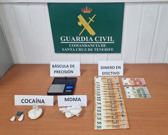 Sucesos.- Detenido un hombre en La Palma tras ser sorprendido mientras realizaba transacciones de compraventa de drogas