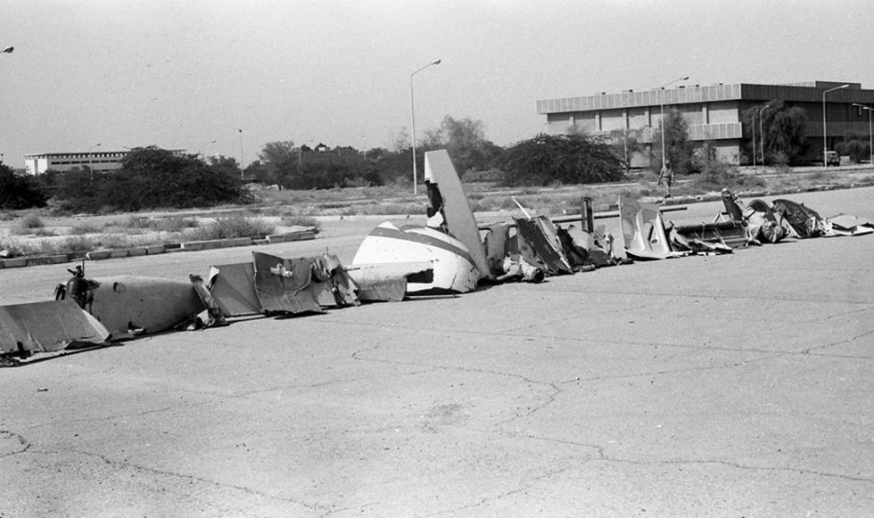Restos del vuelo 655 de Irán, derribado el 3 de julio de 1988 sobre el estrecho de Ormuz