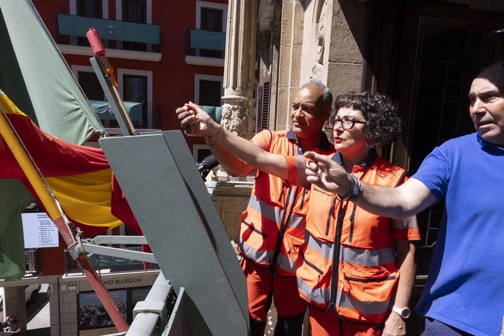 Ensayo del lanzamiento del Chupinazo de los Sanfermines de 2026