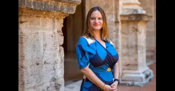 La filòloga Maria Àngels Francés Díez es perfila com a nova presidenta de l'AVL