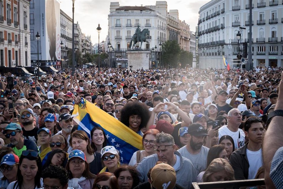 Archivo - La diáspora venezolana en la Puerta del Sol, a 18 de abril de 2026, en Madrid (España).