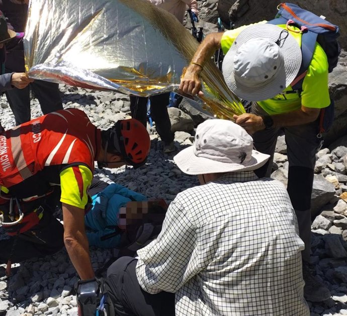 Rescate a una senderista en Picos de Europa