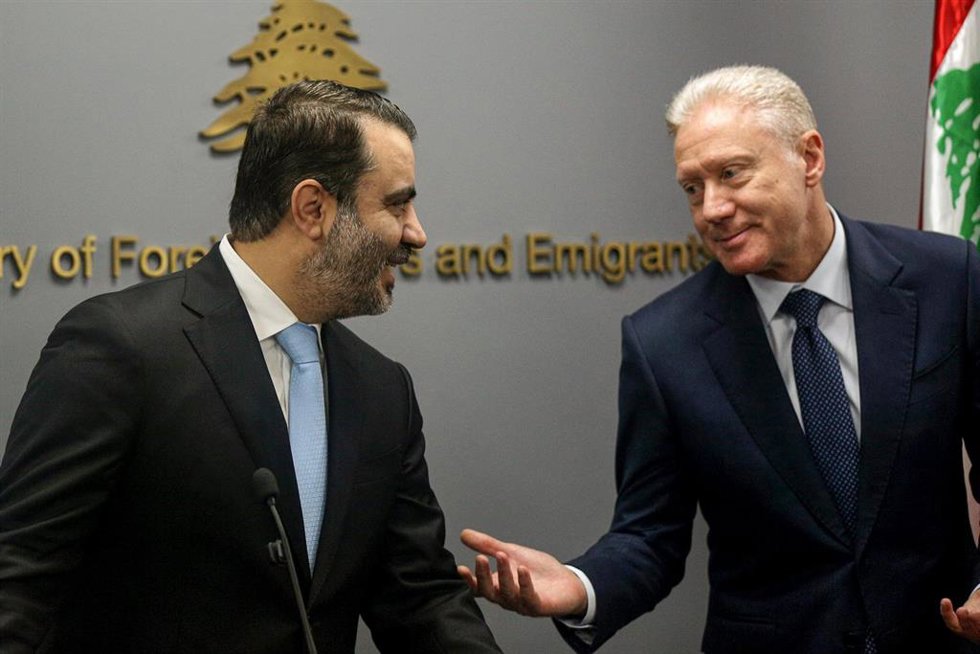 Archivo - El ministro de Exteriores libanés, Yusef Raggi, durante una reunión con el ministro de Exteriores sirio.  