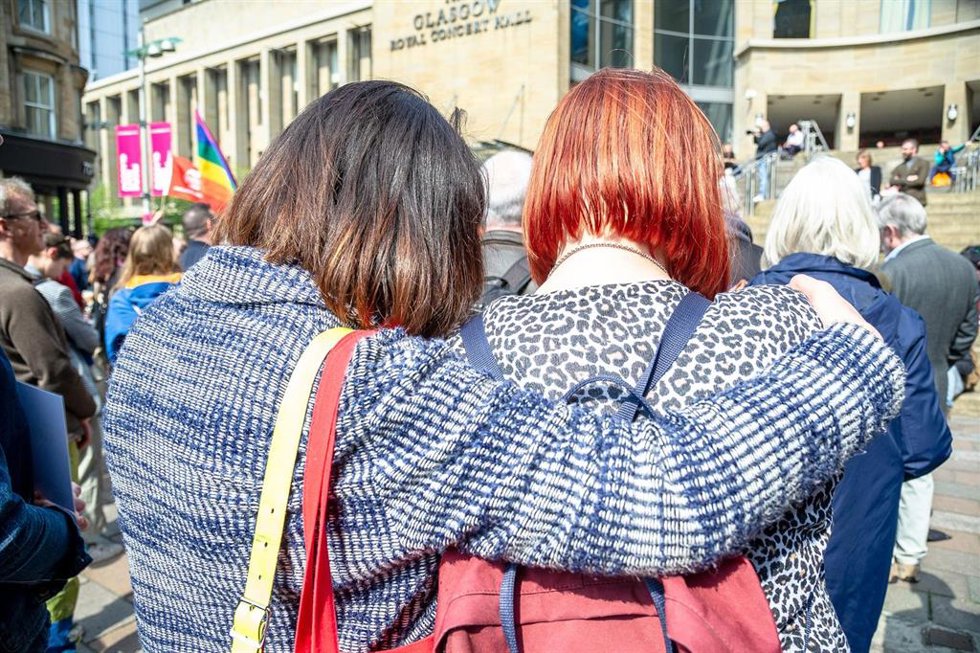 Archivo - Imagen de archivo de una vigilia por la muerte de la periodista Lyra McKee en Derry.