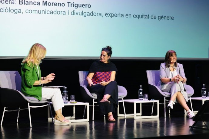 Las diputadas Raquel Albiol y Gemma Badia en las jornadas