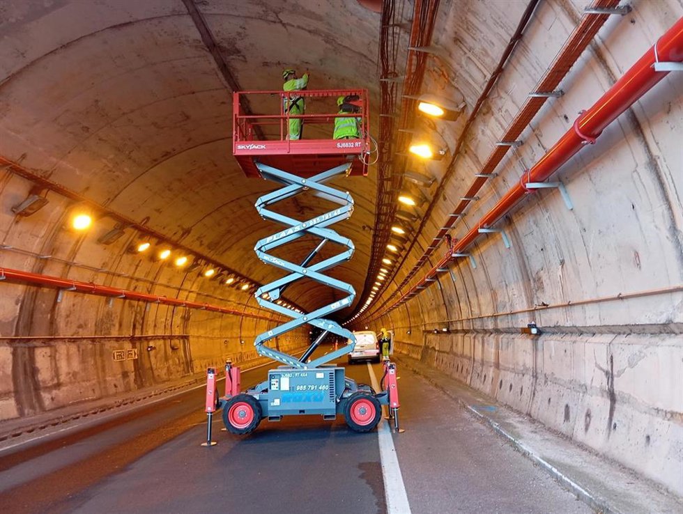 Archivo - Obras en el túnel de Fabares