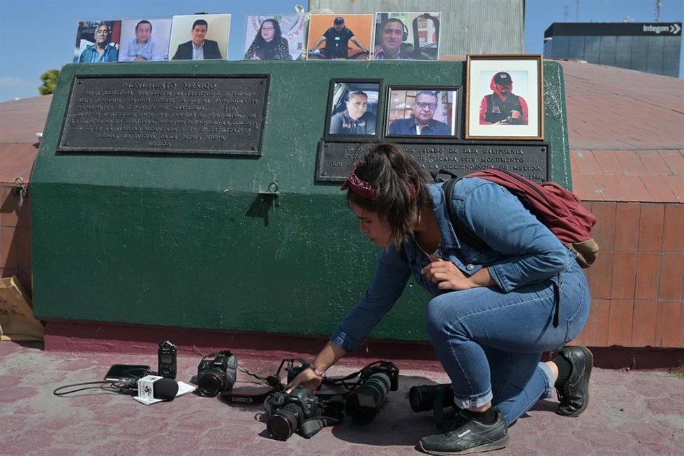 Archivo - Protesta contra el asesinato de periodistas en Tijuana, México (archivo)