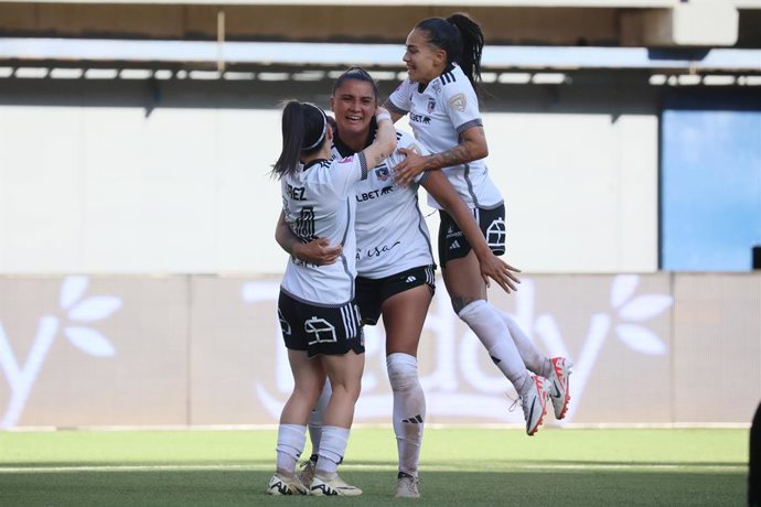 Futbol, Colo Colo vs Universidad de Chile. Final, campeonato Nacional Femenino 2024. La jugadora de Colo Colo Javiera Grez celebra su gol contra Universidad de Chile. durante el partido disputado en el estadio Bicentenario de La Florida en Santiago,