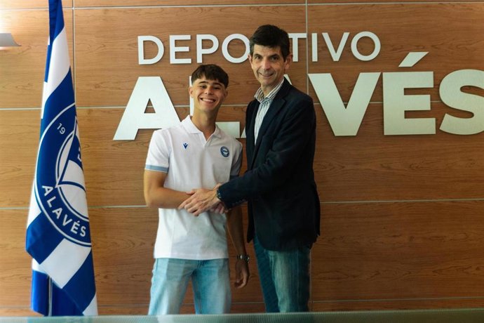 Izei Hernández renueva con el Alavés hasta 2030.