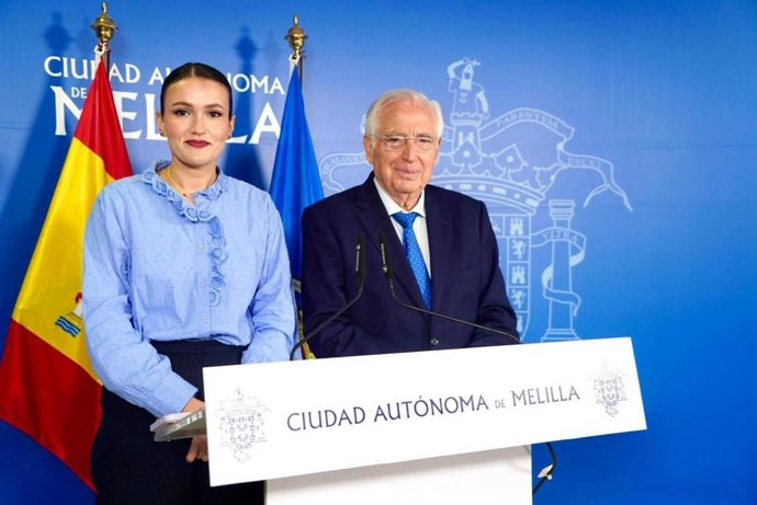 El presidente de Melillla Juan José Imbroda y consejería de Políticas Sociales y Salud Pública, Randa Mohamed.