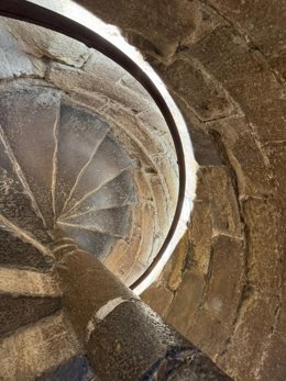 La torre campanario de El Fadrí, en Castelló de la Plana, ha reabierto sus puertas al público tras la reforma que ha mejorado su accesibilidad con un nuevo pasamanos