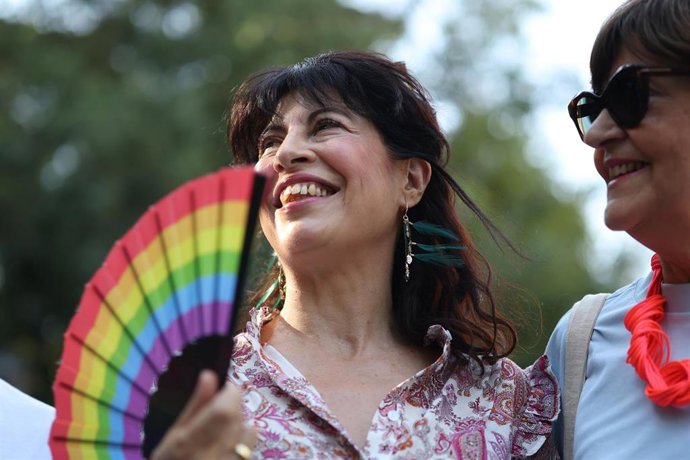 La ministra de Igualdad, Ana Redondo, durante la manifestación estatal del Orgullo LGTBI+ 2026, a 4 de julio de 2026, en Madrid (España). 