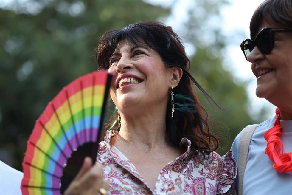 La ministra de Igualdad, Ana Redondo, durante la manifestación estatal del Orgullo LGTBI+ 2026, a 4 de julio de 2026, en Madrid (España). 