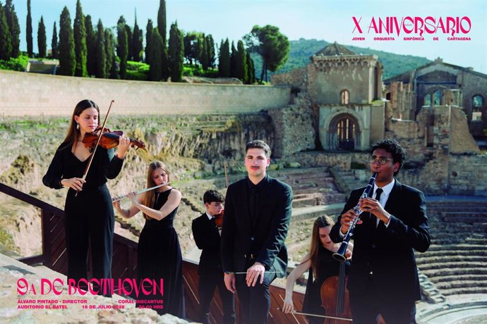 La Joven Orquesta Sinfónica de Cartagena reúne a más de un centenar de músicos para interpretar la Novena de Beethoven en su décimo aniversario