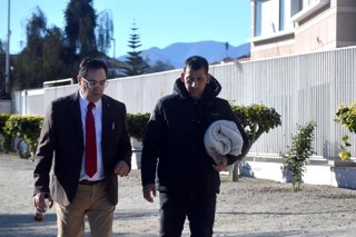 La Serena 04 de Julio 2026. Control de detencion de exseremi de salud, Matias Letelier Munoz, detenido por usurpación de funciones publicas y ejercer labores de carabineros en La Serena. Alejandro Pizarro Ubilla/Aton Chile