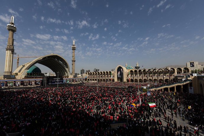 Comiat d'Alí Jamenei en la Gran Mosalla de Teheran, a 4 de juliol de 2026 