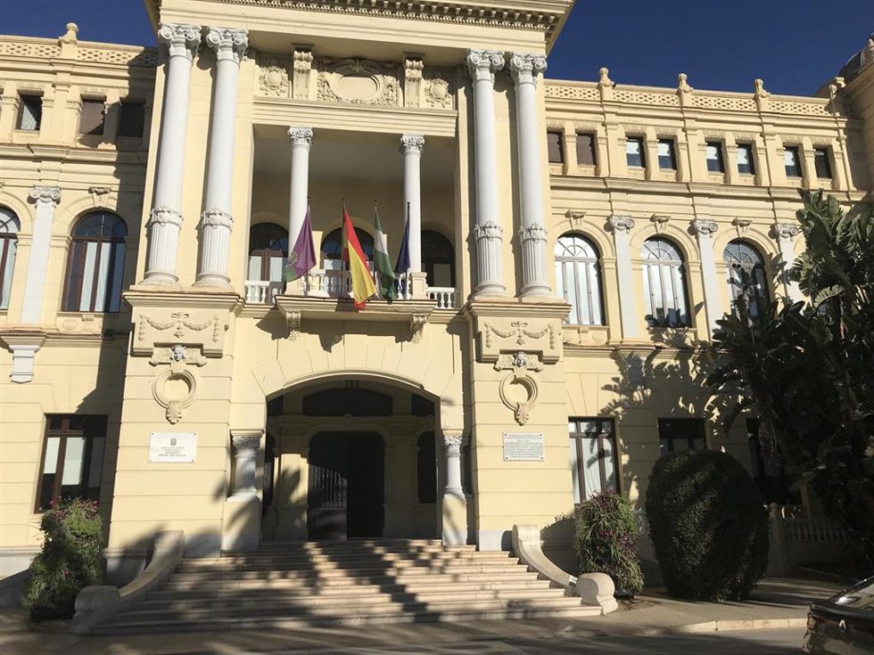 Archivo - Fachada del Ayuntamiento de Málaga. Imagen de archivo. 