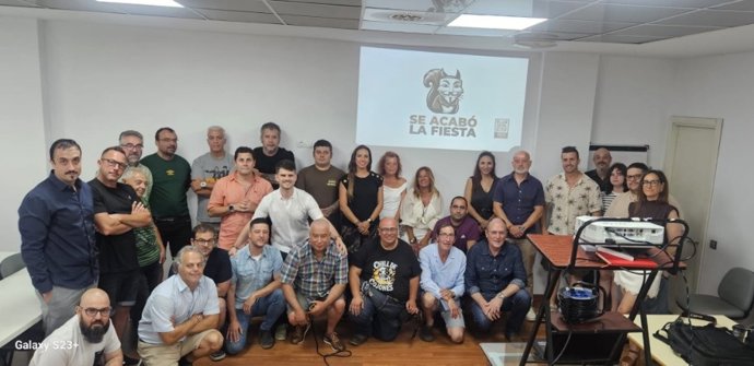 Constitución del Punto de Contacto de Se Acabó La Fiesta (SALF) en Asturias,  este sábado en Oviedo.