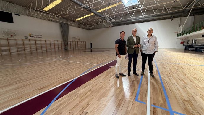 El Ayuntamiento de León renueva el pavimento del Pabellón de San Esteban con una inversión de casi 95.000 euros