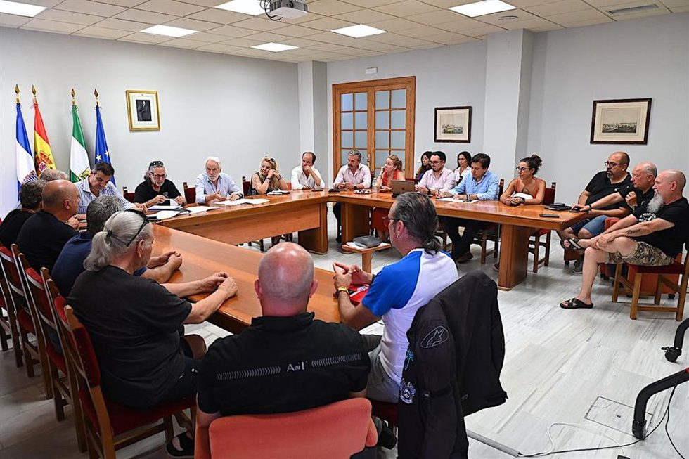 El Consejo Local del Motor, reunido en el Ayuntamiento de Jerez de la Frontera (Cádiz).
