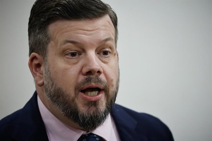 Santiago, 26 de mayo de 2026.  El Presidente del Partido Nacional Libertario, Johannes Kaiser junto su Directiva Nacional y parlamentarios del Partido, ofrecen un punto de prensa con motivo de acusacion constitucional contra el ex ministro Grau.   Diego