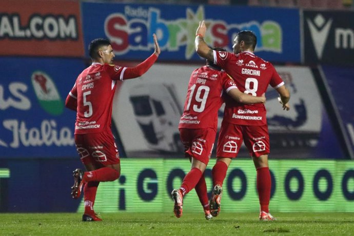 Futbol, Nublense vs Huachipato Decimo quinta fecha, campeonato Nacional Liga de Primera 2026. El jugador de Nublense Gabriel Graciani es fotografiado celebrando su gol durante el partido de primera division disputado en el estadio Nelson Oyarzun de