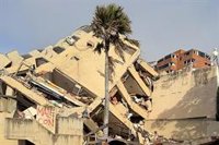 Aumentan a más de 3.300 los muertos por los terremotos en Venezuela