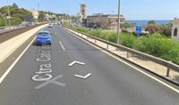 Muere una mujer atropellada por un camión en la A-7 a su paso por Mijas (Málaga)