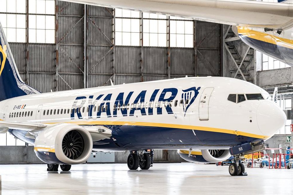 Archivo - Un avión de Ryanair durante la inauguración del nuevo hangar de mantenimiento de Ryanair, en la Zona industrial de Barajas, a 18 de marzo de 2026, en Madrid (España).