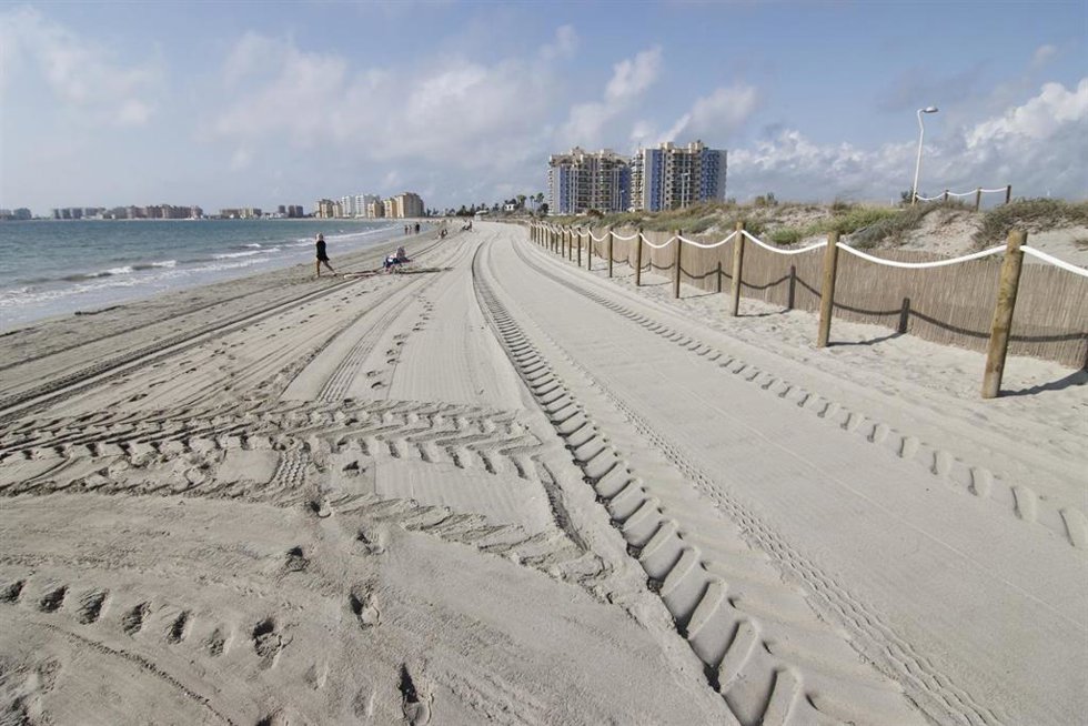 Restauración de dunas en La Manga del Mar Menor