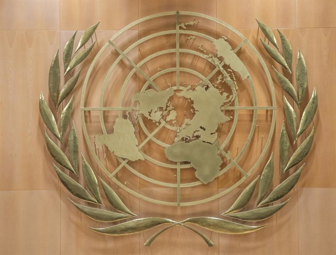 Archivo - April 8, 2026, Geneva, Geneva, Switzerland: Geneva Switzerland, 04/08/2026: The UN seal of Geneva during the 31st session of the Human Rights Council and which concerns the universal summit on human rights and took place at United Nations of Gen