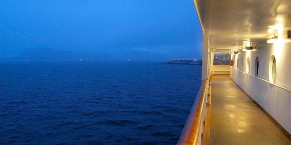 Archivo - Barco de crucero