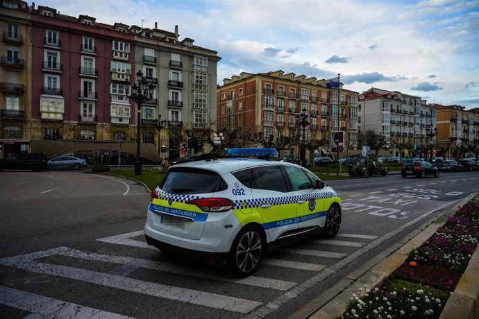 Archivo - Policía en la zona del Paseo de Pereda