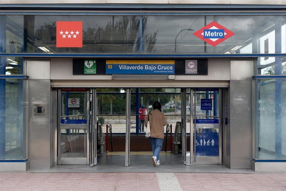 Archivo - Archivo.- La estación de Metro de Villaverde Bajo Cruce de la línea 3