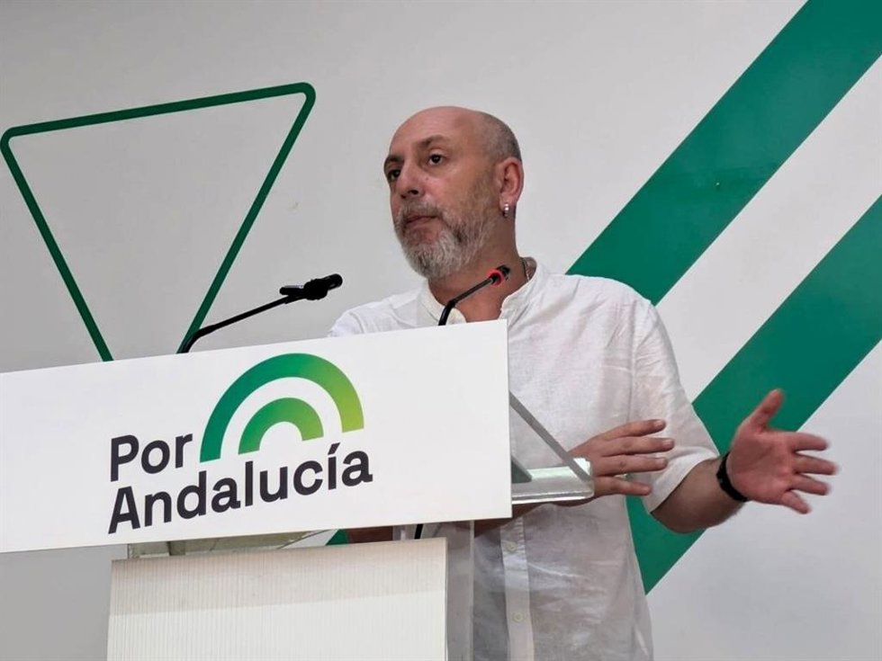 El parlamentario de Por Andalucía por la provincia de Málaga, Ernesto Alba, en una imagen de archivo.
