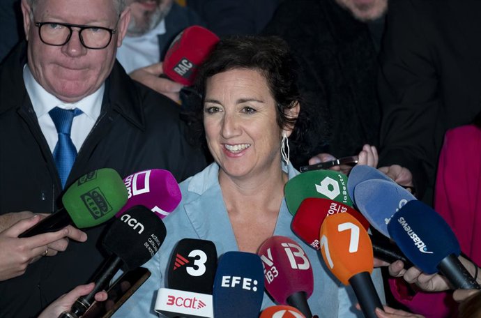 Archivo - La consellera d'Economia i Finances de la Generalitat, Alícia Romero