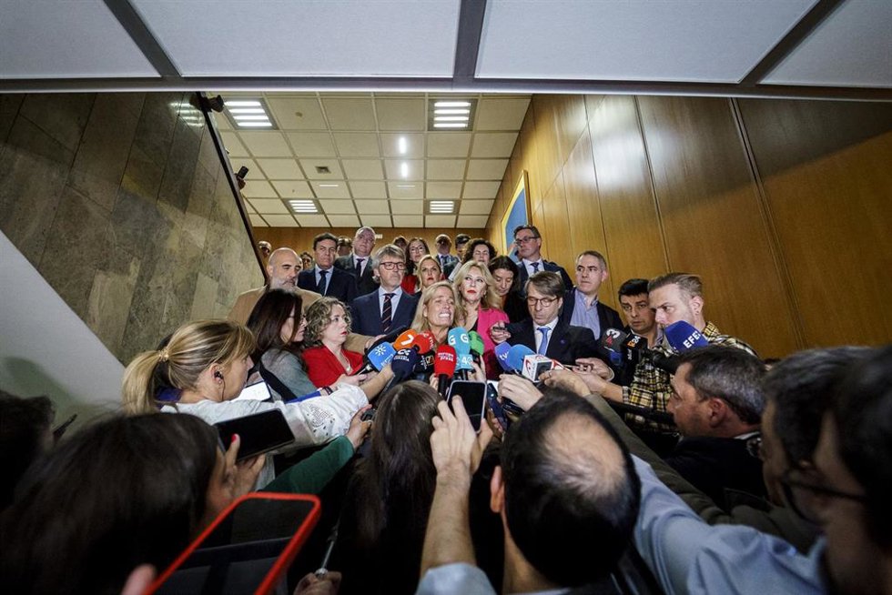 Archivo - La consejera de Economía y Hacienda de la Comunidad de Madrid, Rocío Albert, atiende a los medios de comunicación a su salida del Consejo de Política Fiscal y Financiera (CPFF), en la sede del Ministerio, a 26 de febrero de 2025.
