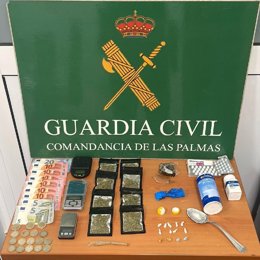La Guardia Civil desarticula dos puntos de ventas de drogas en Corralejo (Fuerteventura)