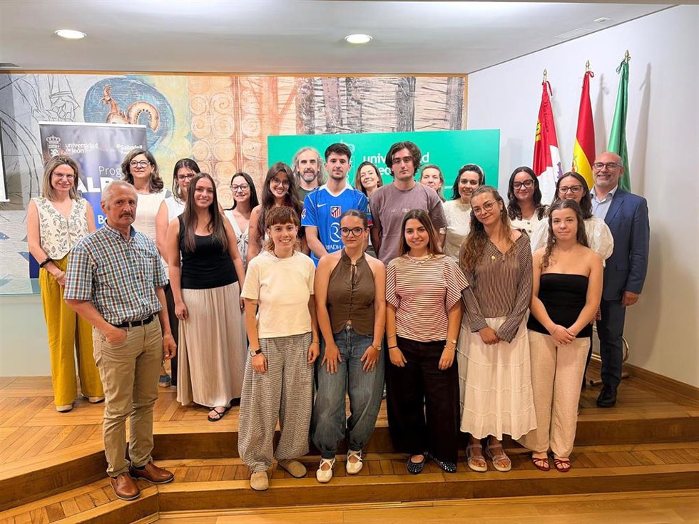 Trece estudiantes de la ULE llevarán al medio rural este verano proyectos de innovación tras obtener una de las becas Ralbar.
