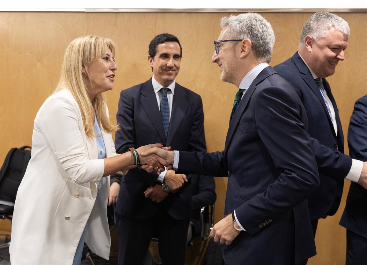 Andalucía ve  puro teatro  el CPFF porque los PGE para 2027  no van a ver la luz 