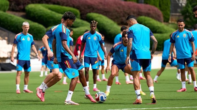 La selección española de fútbol durante un entrenamiento en el Mundial 2026