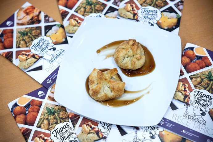 La Diputación de Málaga impulsa un recetario para recuperar la memoria gastronómica de las mujeres de Casabermeja