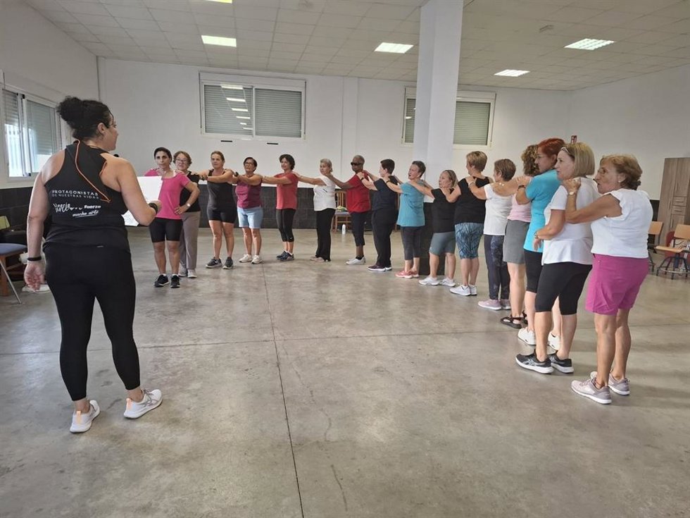Uno de los talleres de igualdad que desarrolla la Mancomunidad de la Costa Tropical de Granada.