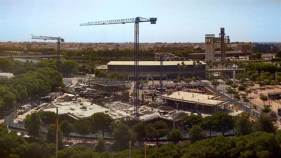 Nuevo edificio europeo en la Cartuja, el Centro Común de Investigación (JRC, por sus siglas en inglés), en el que se alzará una gran cúpula fotovoltaica este verano