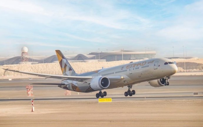 Archivo - Avión de Etihad.