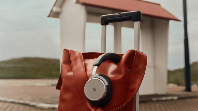Bang & Olufsen Presenta Travel Edition